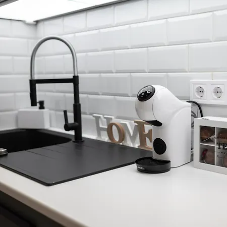 Geri Modern Apartment